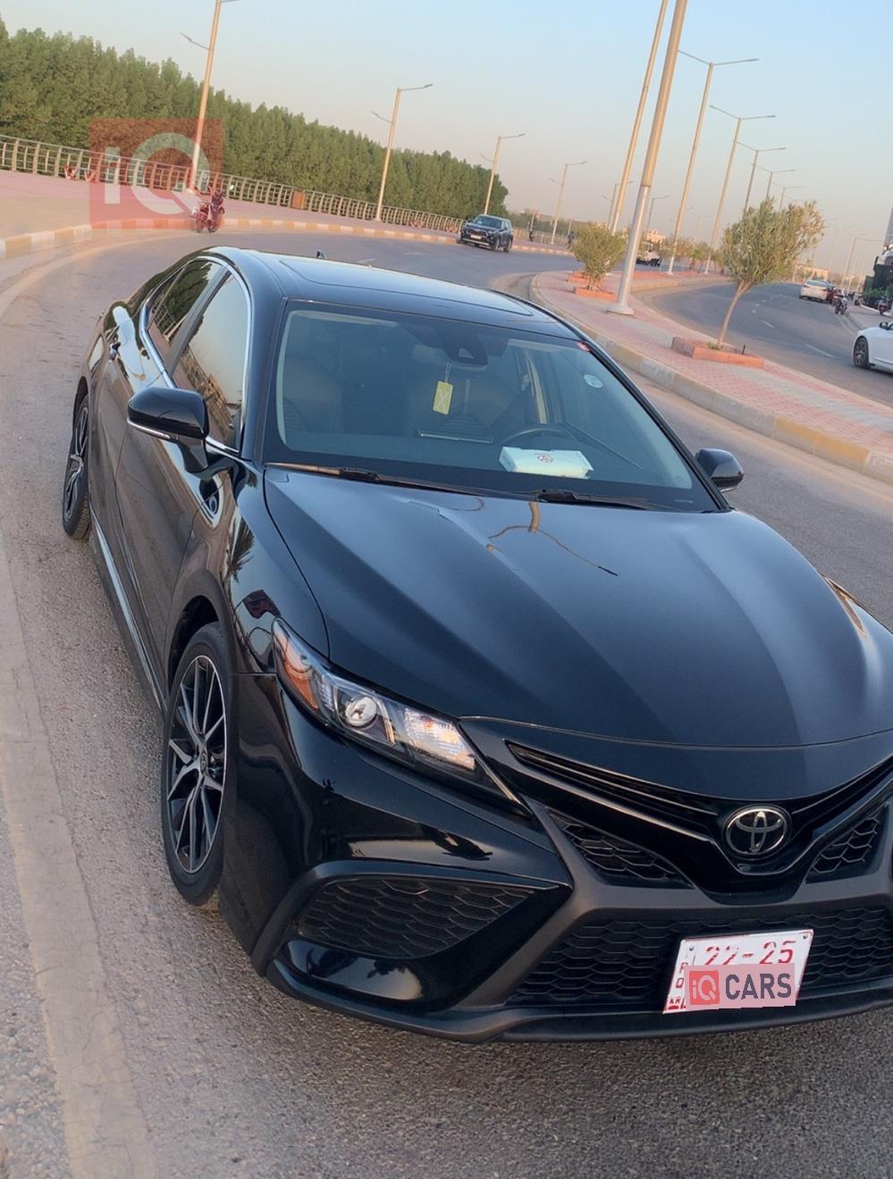 تۆیۆتا کامری